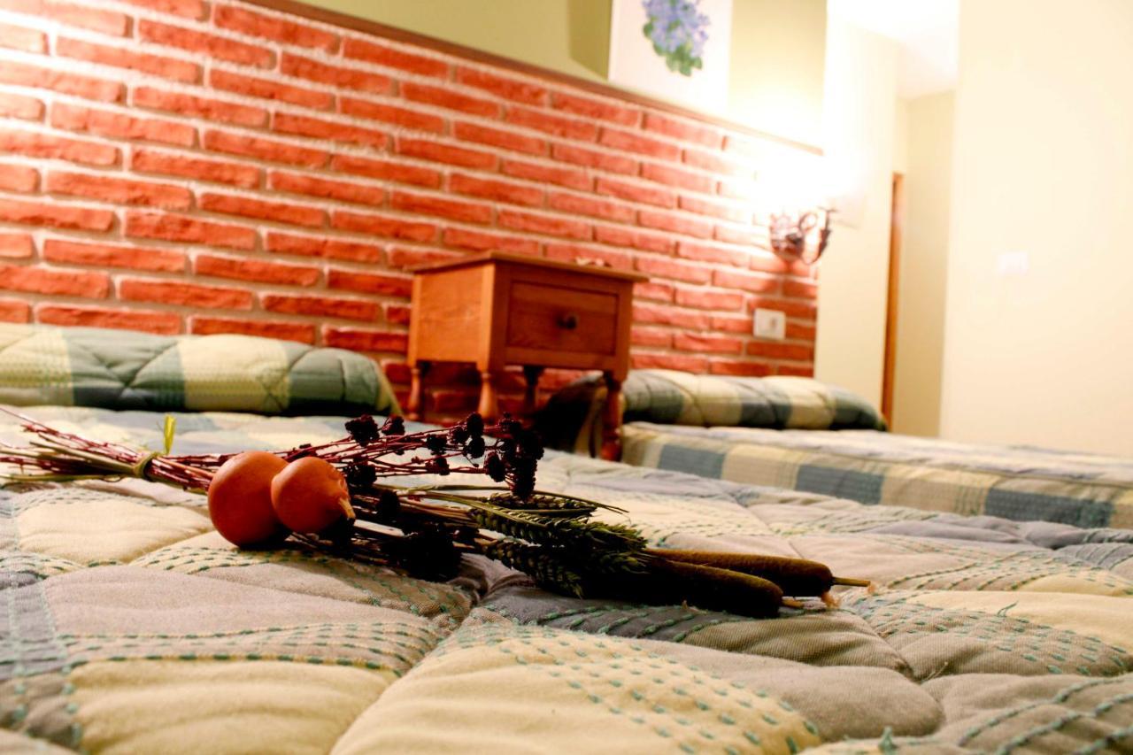 Hostatgeria Sant Jaume Hotel Corachar Bagian luar foto